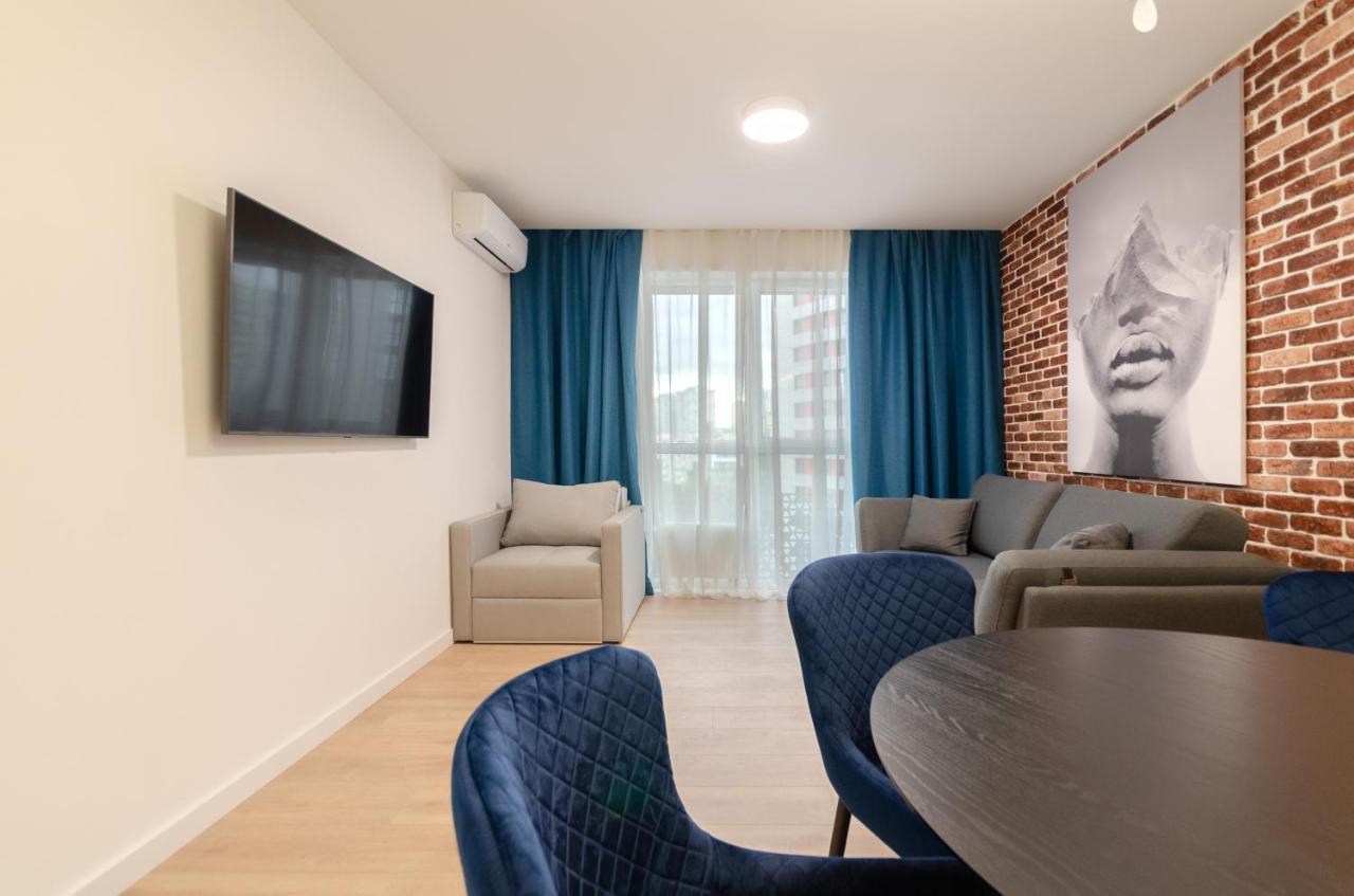 Petrovdom 12-95 Loft Apartments At Rc Kvartet, 16Г Vasyl Lypkivskyi Street Kiev Dış mekan fotoğraf