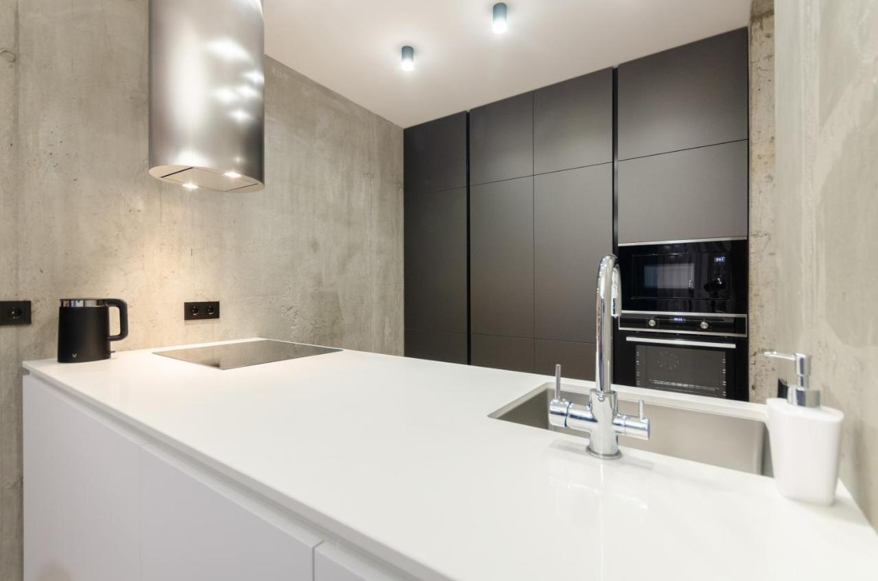 Petrovdom 12-95 Loft Apartments At Rc Kvartet, 16Г Vasyl Lypkivskyi Street Kiev Dış mekan fotoğraf