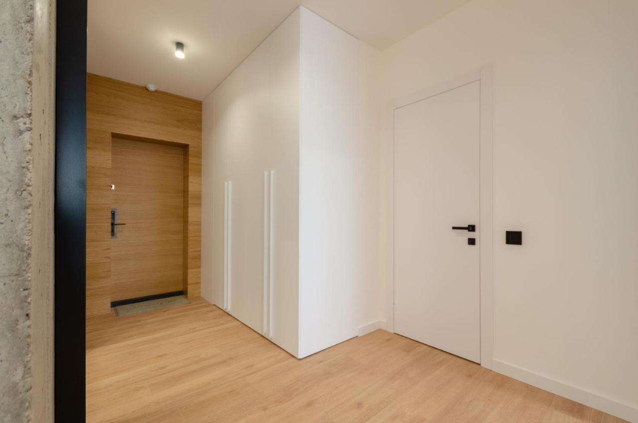 Petrovdom 12-95 Loft Apartments At Rc Kvartet, 16Г Vasyl Lypkivskyi Street Kiev Dış mekan fotoğraf