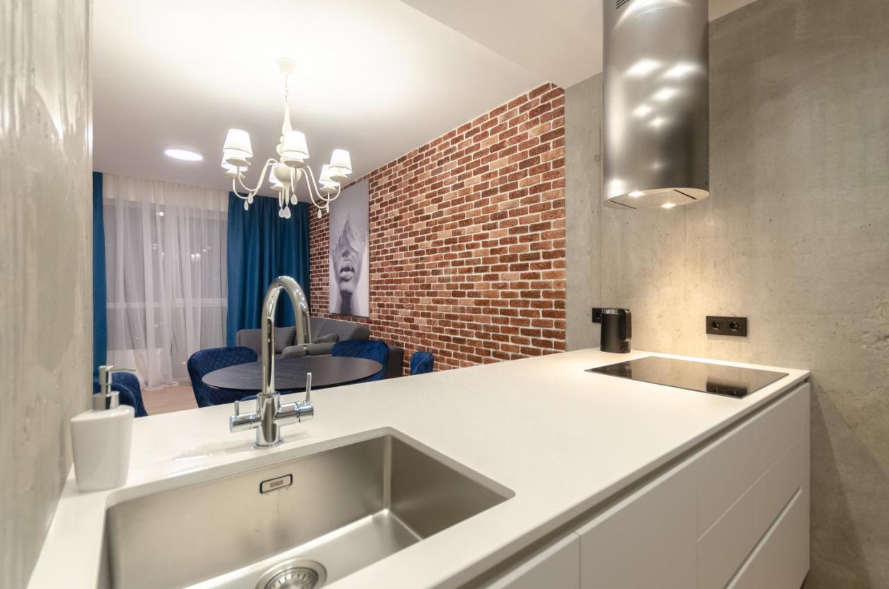 Petrovdom 12-95 Loft Apartments At Rc Kvartet, 16Г Vasyl Lypkivskyi Street Kiev Dış mekan fotoğraf