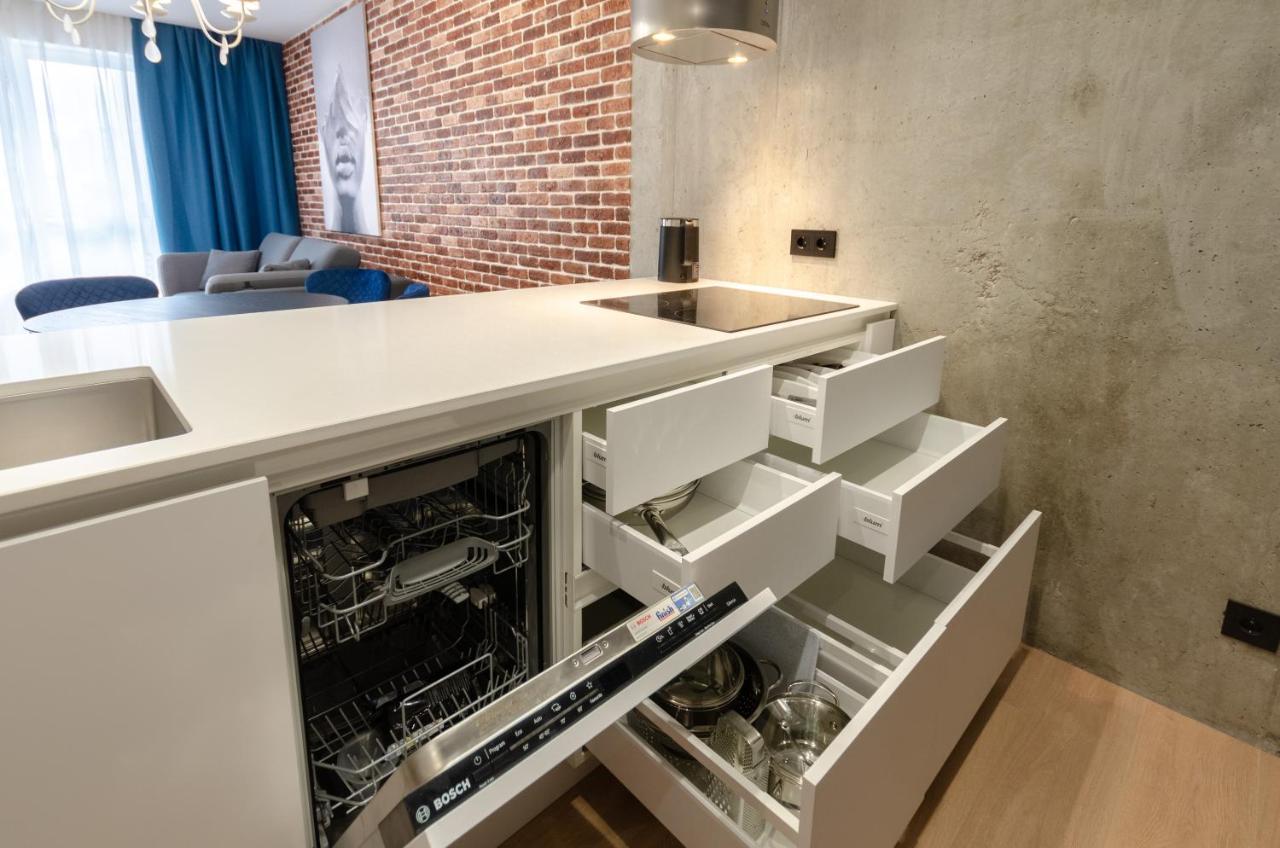 Petrovdom 12-95 Loft Apartments At Rc Kvartet, 16Г Vasyl Lypkivskyi Street Kiev Dış mekan fotoğraf