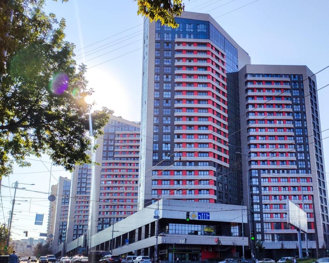 Petrovdom 12-95 Loft Apartments At Rc Kvartet, 16Г Vasyl Lypkivskyi Street Kiev Dış mekan fotoğraf